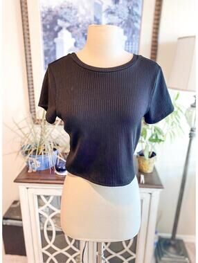 Black Ribbed Crop Top Women XL Crisscross Back Tie Short Sleeve